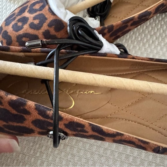 JESSICA SIMPSON Bingley Lace Up safari leopard animal print Flats size 7.5 NWT - Picture 6 of 10
